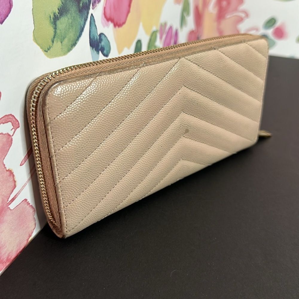 💯Authentic YSL Full Zipped Long Wallet🍀 - Picture 9 of 17